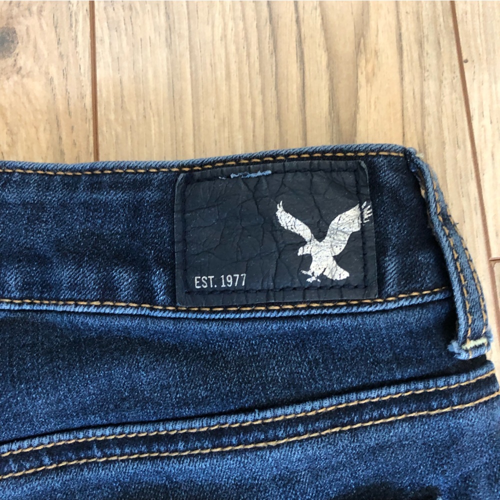 Women’s American Eagle Blue denim Super Stretch Shortie shorts size 4 - Picture 6 of 12